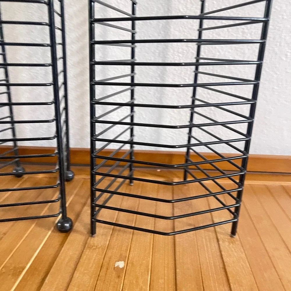 2 Vintage Y2k 22 CD retro game Storage Holder Display Metal Wire Rack Hanging